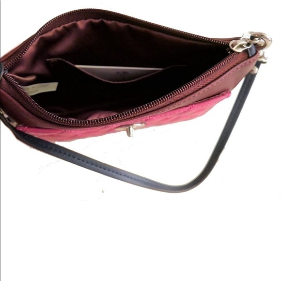 COACH PARK QUILTED LEATHER MEDIUM WRISTLET Style: F50097 - Picture 3 of 8